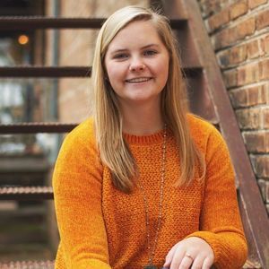 Meet your Posher, Alexis